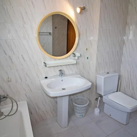 Дом отдыха Con Jardin Y Piscina - Fuentes *